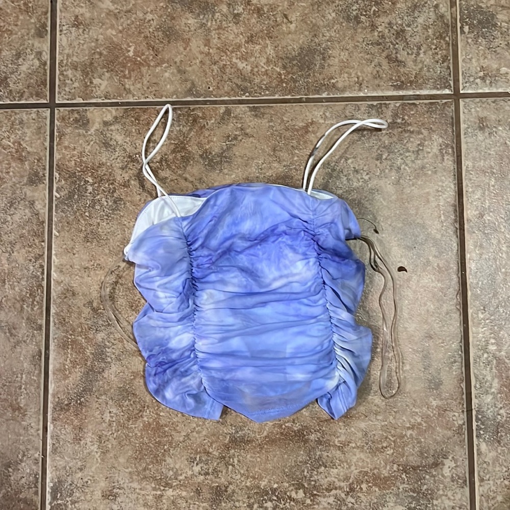 Ruffled tank top size s
